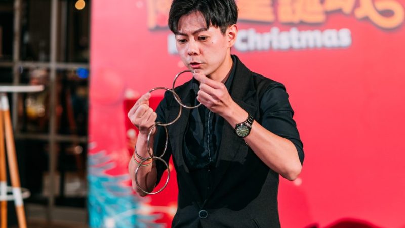 微軟 感恩聖誕趴 魔術表演 魔思密碼